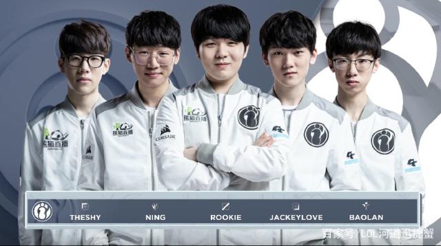 中展现出领 中展现出领