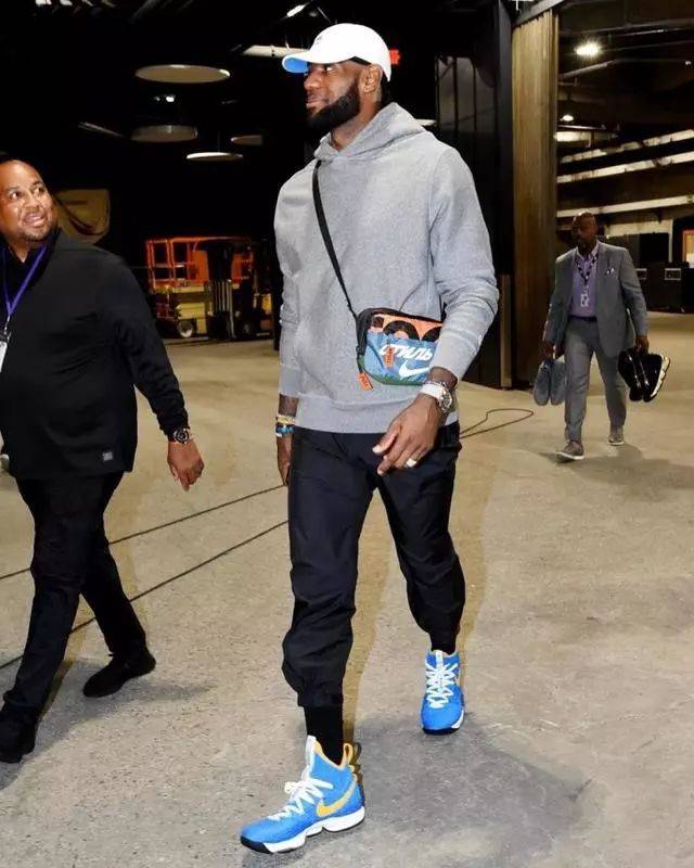 奥的主轴 奥的主轴